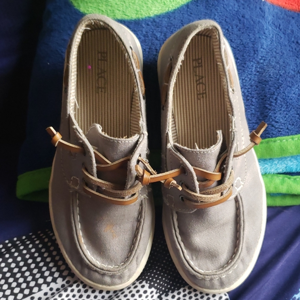 Shoes - Picture 3 of 3